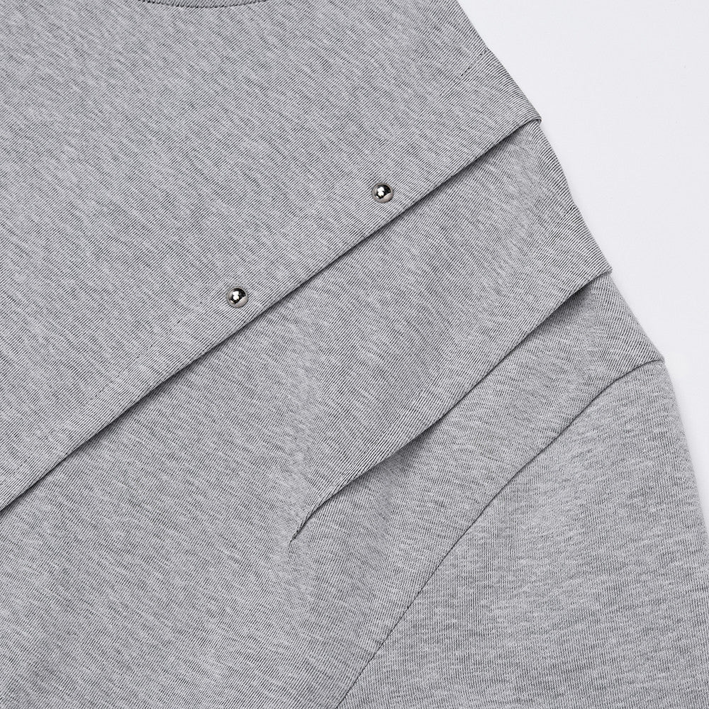 Shoulder wrinkle T-shirt